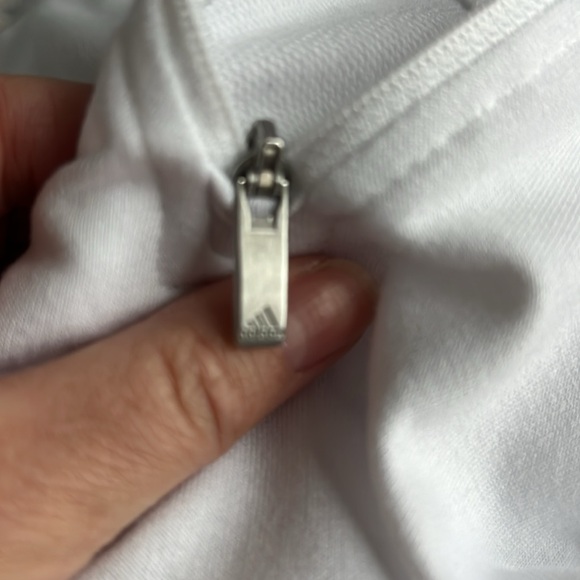 NWT 3/4 zip long sleeveve light weight top adidas. Size small new - Picture 5 of 6
